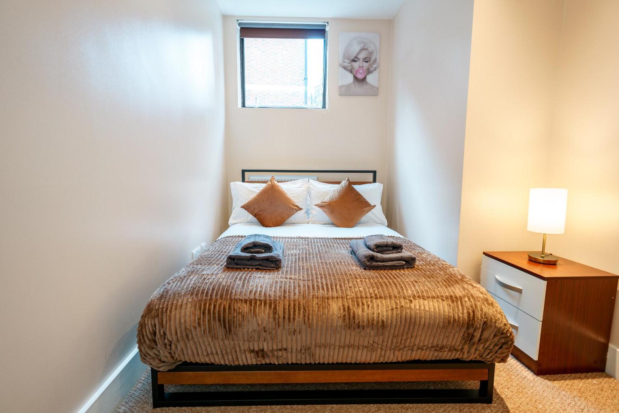 Sweet 3Brs House Close To Oxford & Soho ลอนดอน ภายนอก รูปภาพ