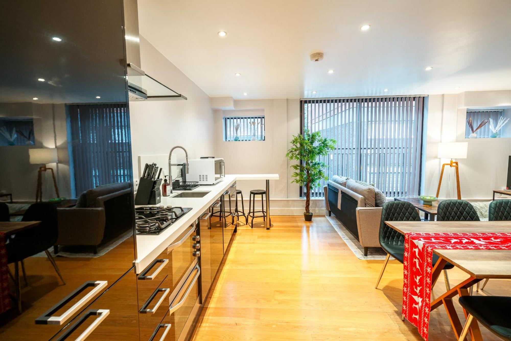Sweet 3Brs House Close To Oxford & Soho ลอนดอน ภายนอก รูปภาพ