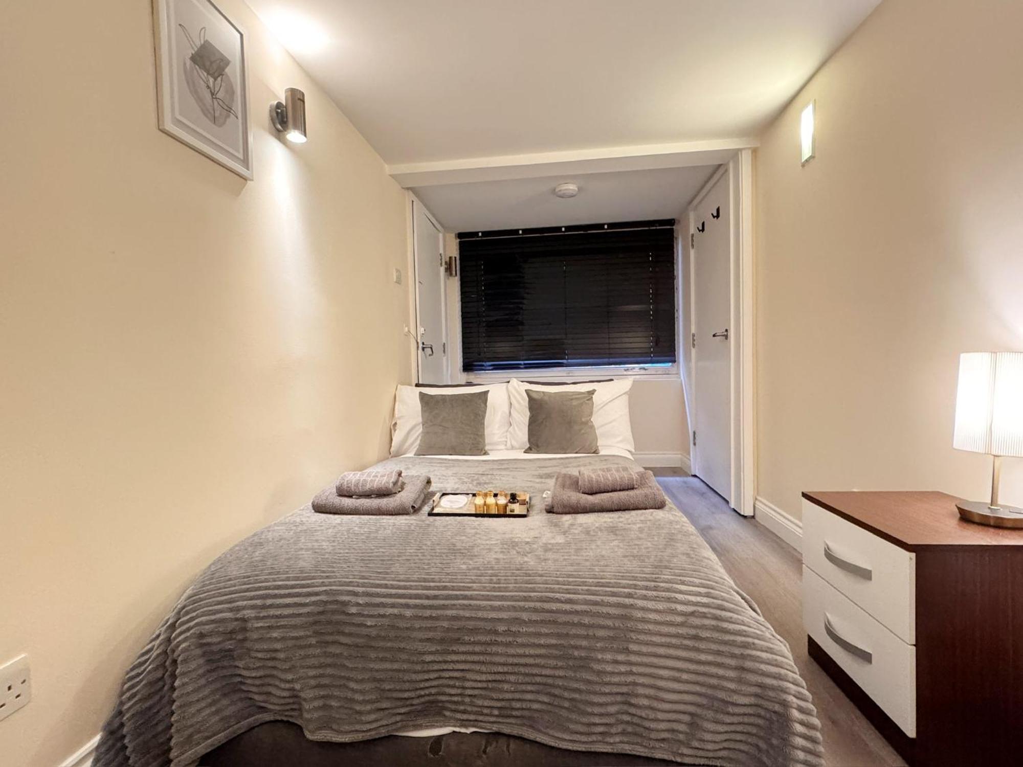 Sweet 3Brs House Close To Oxford & Soho ลอนดอน ภายนอก รูปภาพ
